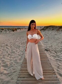 ZARA voľné nohavice