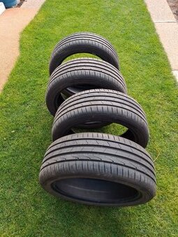 Hankook Ventus prime 3  215/45 r18