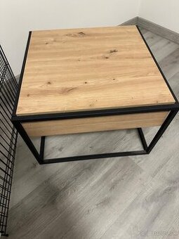 Konferenčný stolík