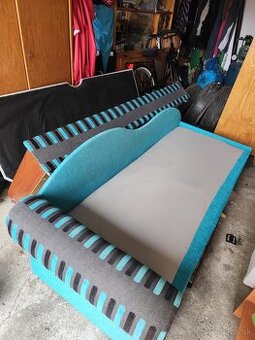 Darujem rozkladacou pohovku