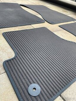 Audi A6 C7 koberčeky