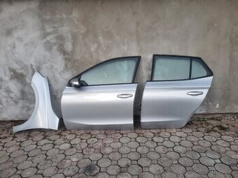 Škoda Fabia IV ľavé dvere lavy blatník