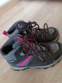 Turistické topánky 32