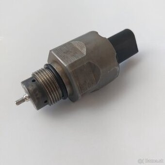 Ventil regulátoru tlaku paliva ŠKODA, VW