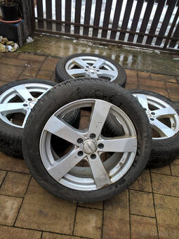 KOMPLET ZIMNÉ 17 OBUTIE - SADA POVODNE JAZDENÁ NA MERCEDES C