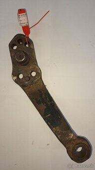 Spojovací čep ľavý na Zetor