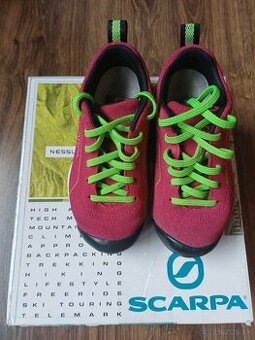 Detske turisticke topanky scarpa