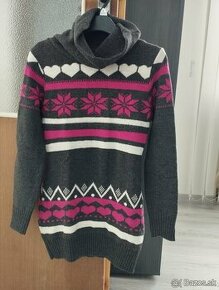 Teplučký farebný sveter