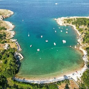 Na predaj pozemok na výstavbu 460m2 ostrov KRK Chorvatsko