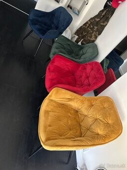 Kuchynské stoličky ( 4 farby )