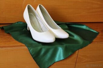 ✨Elegantné, biele topánky ✨