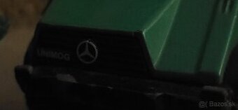 zberateľský model SIKU – Mercedes-Benz Unimog s bagrom