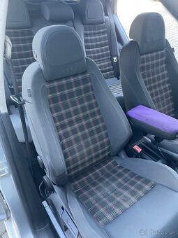 GTI sedačky na golf 5