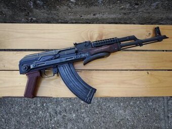 E&L AKMS
