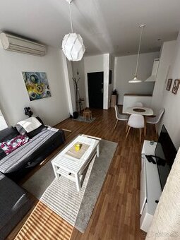 Prenájom 2-izbového apartmánu – Šancová, Bratislava