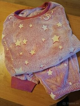 Teplé dvojdielne pyžamo veľ.L