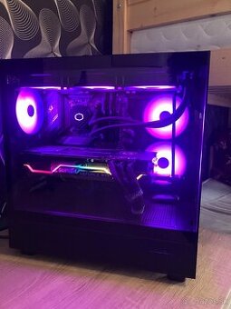 🖥️ Herný počítač/setup monitor myška slúchadla