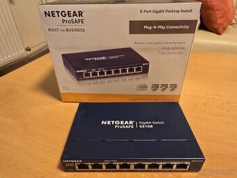 8-portovy gigabitovy switch