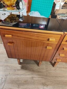 Retro nocne stoliky F.Mezulanik