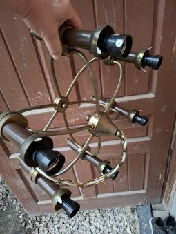 Retro lampa na paradu