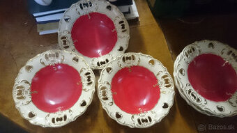 Tanieriky starožitné