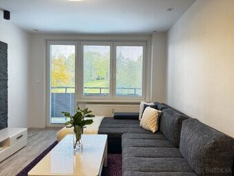 NA PRENÁJOM veľkometrážny 3-izbový byt, Prievidza