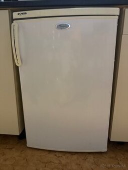 Chladnička s mrazákom Whirpool