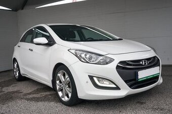 11- Hyundai, i30, 2014, benzín, 1.6i, 99kw