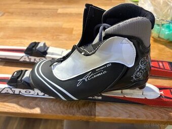 Komplet na bežky Atomic topanky 37 1/3, bezky 179cm