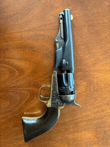 perkusný revolver