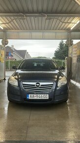 Opel Insignia 2.0CDTI - 1