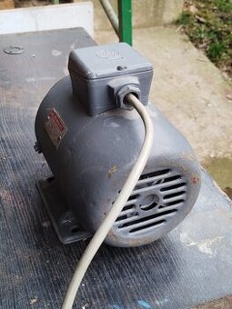 Elektromotor