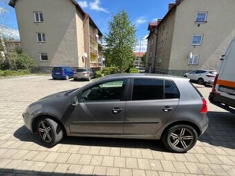 Volkswagen Golf 5 1.9 TDI
