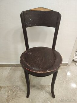 Stolička na renováciu