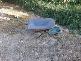 Málo používaný fúrik vo výbornom stave