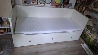 Hemnes Ikea -rozkladacia posteľ