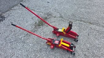 Hydraulický zdvihak na auto,nosnosť 2 tóny.