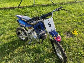 Pit bike / dirt bike