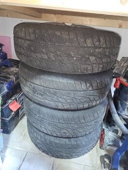 Zimná sada kolies Mazda 3 BL – 195/65 R15, plecháče, puklice