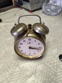 Retro budík okne funkčný