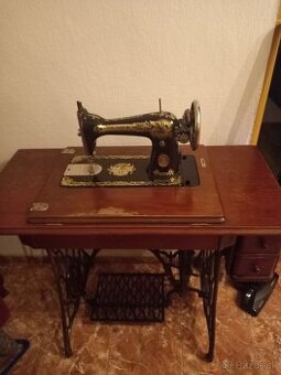 Predám šijací stroj  Singer