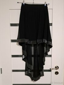 Čierna asymetrická sukňa