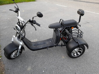 Elektrický chopper trojkolka