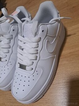 Detské tenisky NIKE veľ.36