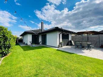 4 izbový, zariadený bungalov, Slovenský Grob -  Malý Raj