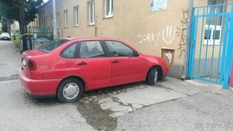 Súrne hľadám Auto do práce