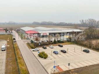 PREDAJ: Skladové priestory s pozemkami v Dunajskej Strede