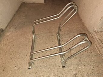 Stojan na 2 bicykle pozinkovany