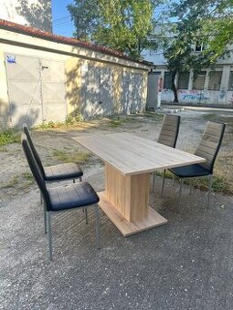 Predam jedálenský stôl + 4 stoličky