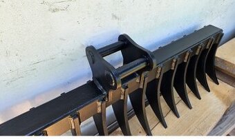 Predám hrable na minibager do 1,5t
